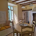 Les Volets Verts, Roussines, Charente, 16310 France Holiday home *