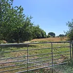 Les Volets Verts, Roussines, Charente, 16310 France Tatil Evi *