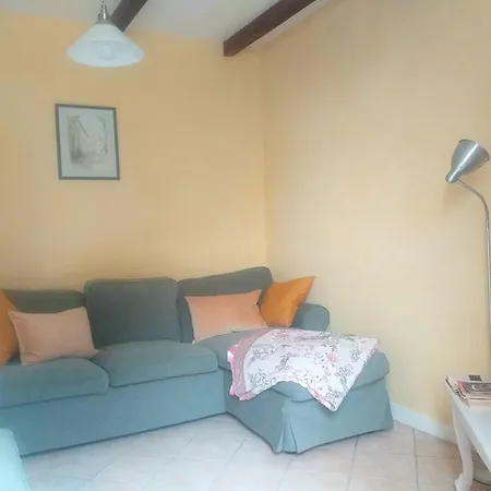 Les Volets Verts, Roussines, Charente, 16310 France Roussines