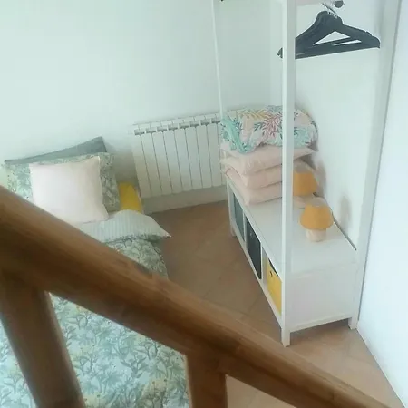 Les Volets Verts, Roussines, Charente, 16310 France *