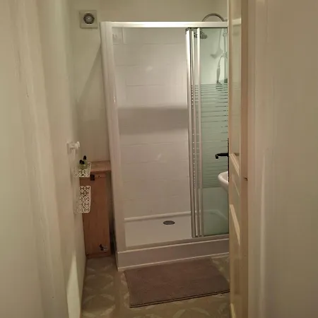 Les Volets Verts, Roussines, Charente, 16310 France